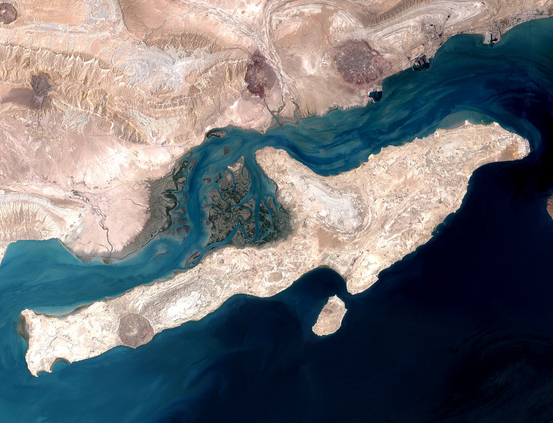 Iran Built a Tollbooth on the Ocean. The U.S. Navy Just Blew Right Through It.
